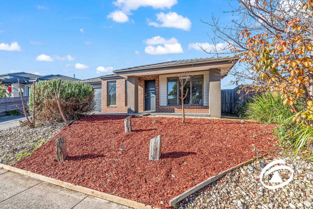 134 Fleetwood Dr, Narre Warren, VIC 3805