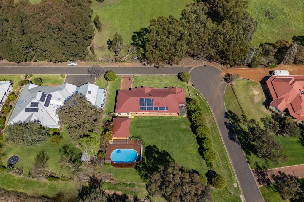29 Shier Rise, Burekup, WA 6227