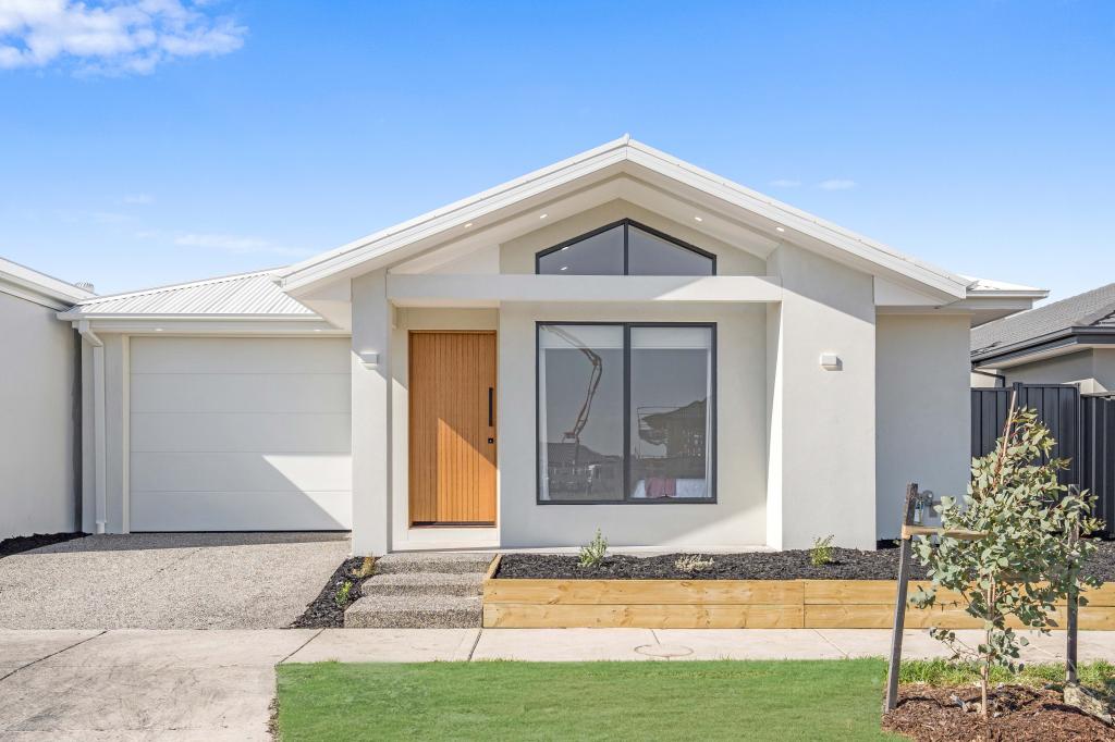 12 Chamomile Rd, Kalkallo, VIC 3064