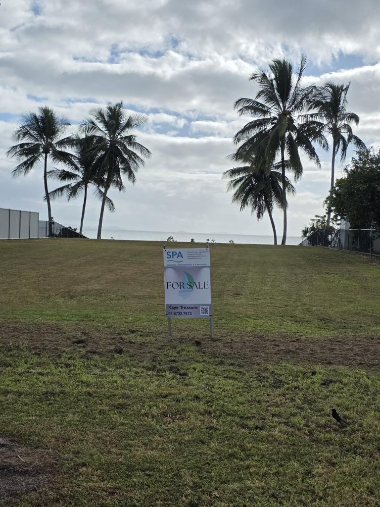 21 Keith Williams Dr, Cardwell, QLD 4849