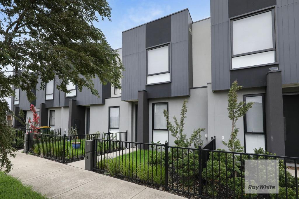 5 Sesame St, Mickleham, VIC 3064