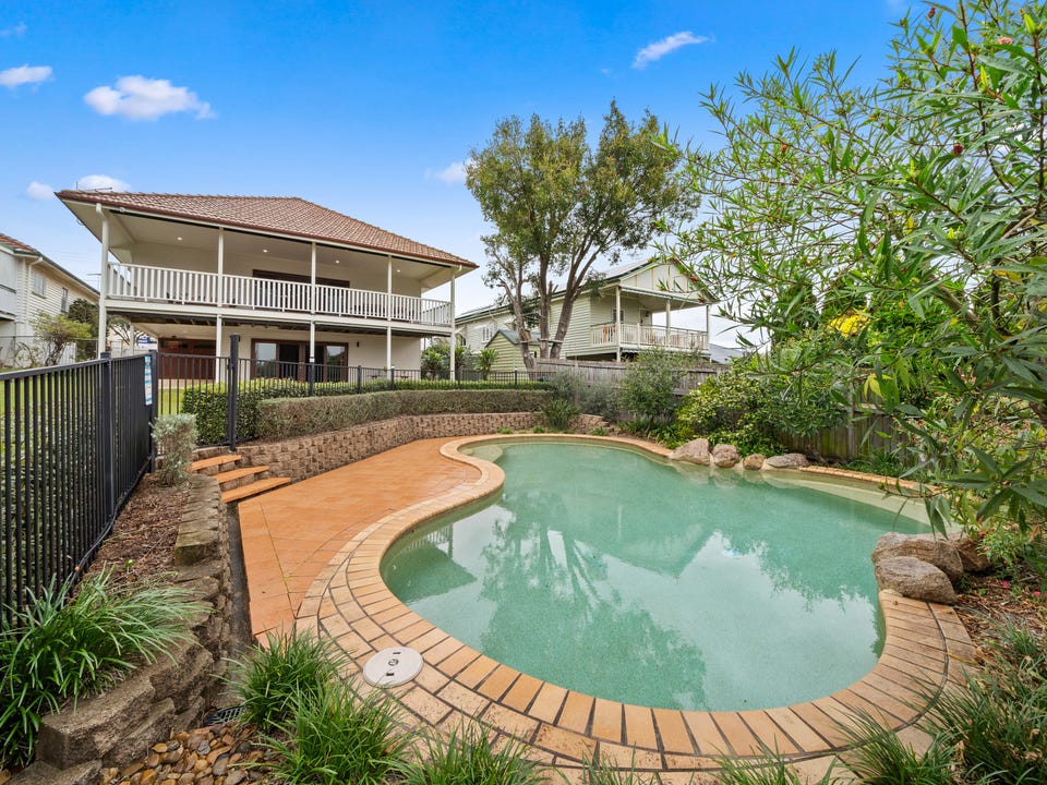 27 Deloraine St, Wavell Heights, QLD 4012