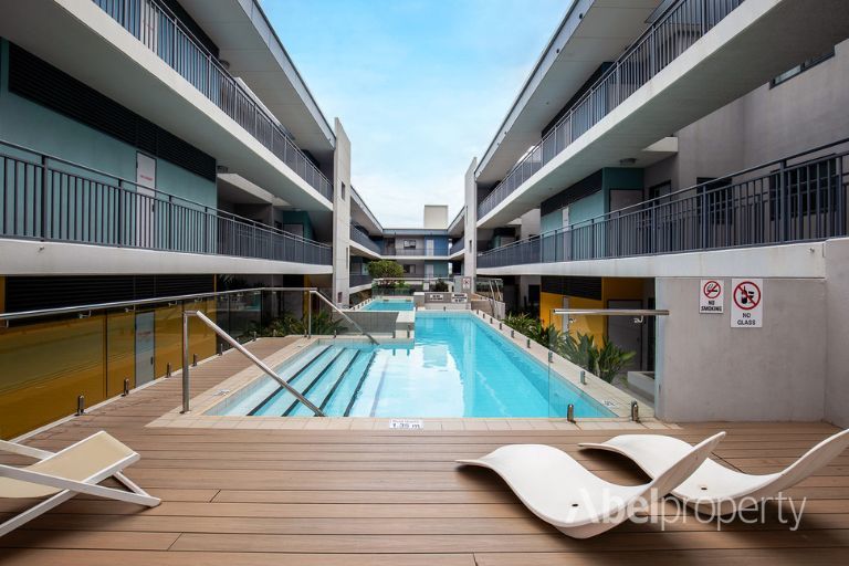 41/23 Junction Bvd, Cockburn Central, WA 6164