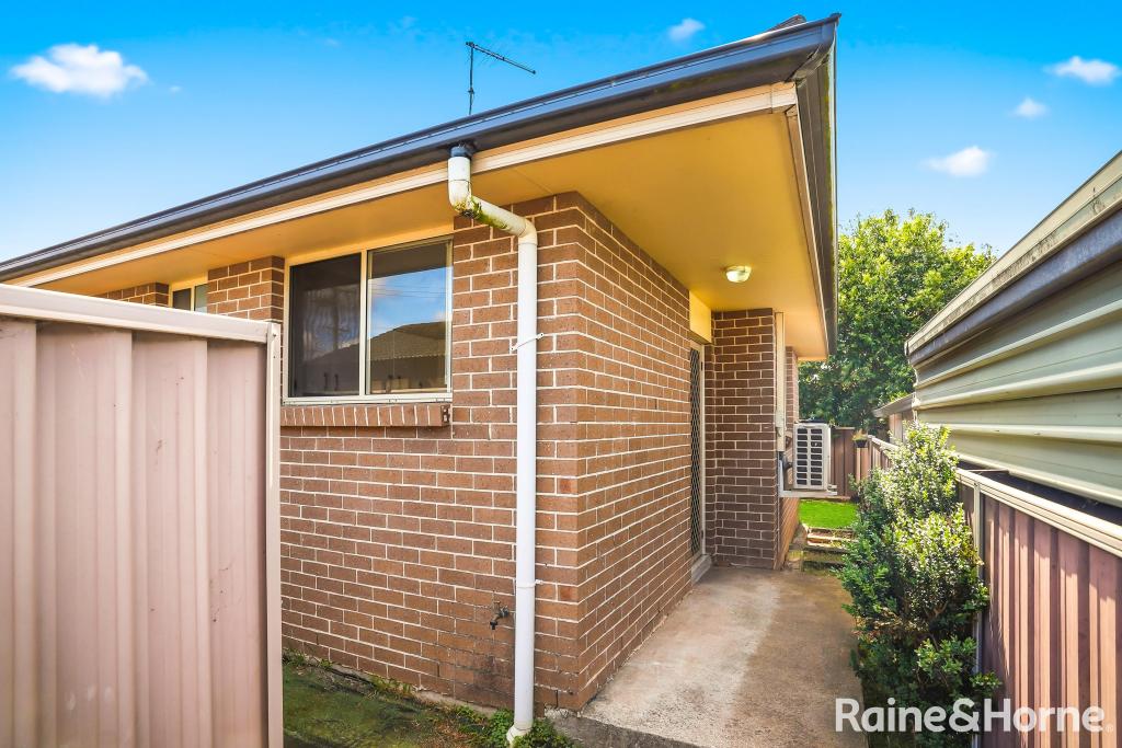 27a Finisterre Ave, Whalan, NSW 2770