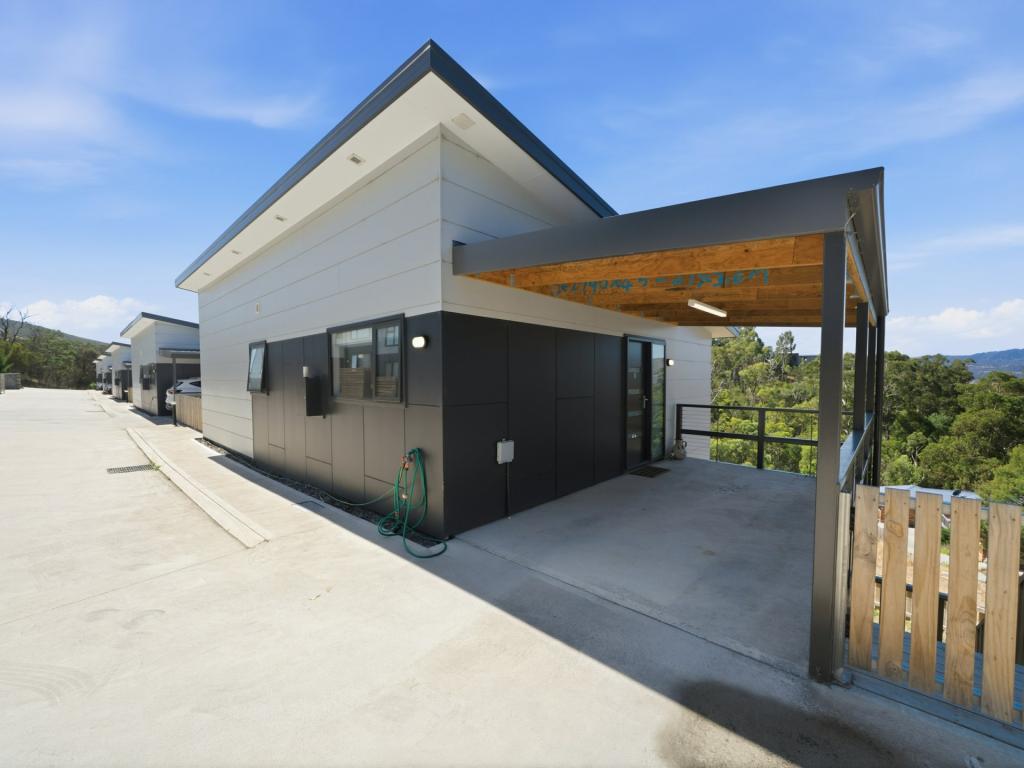5/171 Branscombe Rd, Claremont, TAS 7011