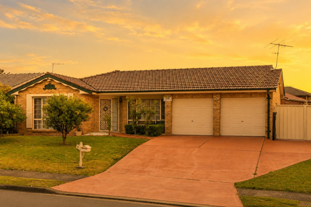 24 Newcastle St, Wakeley, NSW 2176