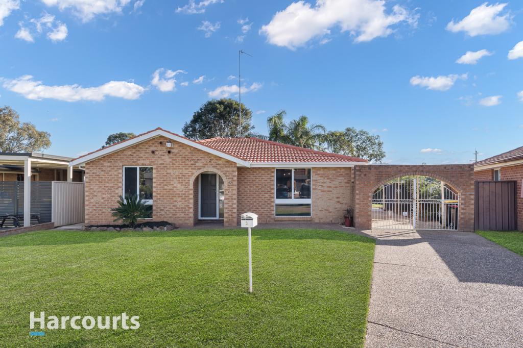 3 Dutch Pl, St Clair, NSW 2759