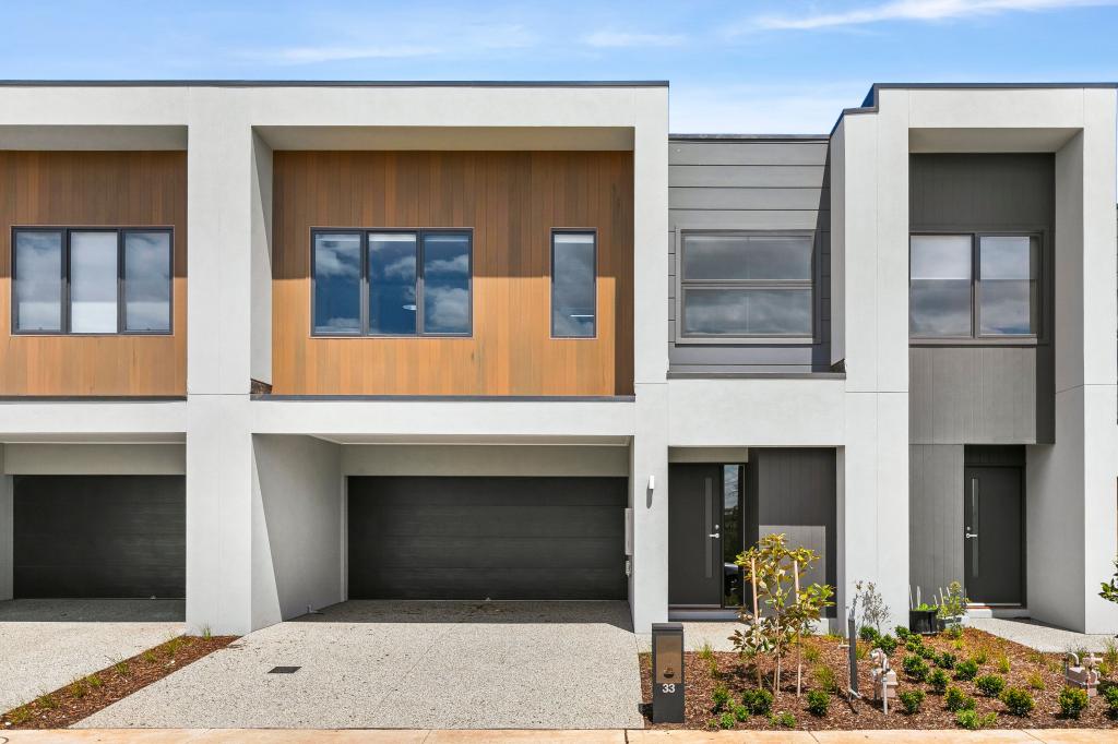 33 ORLOV ST, AINTREE, VIC 3336