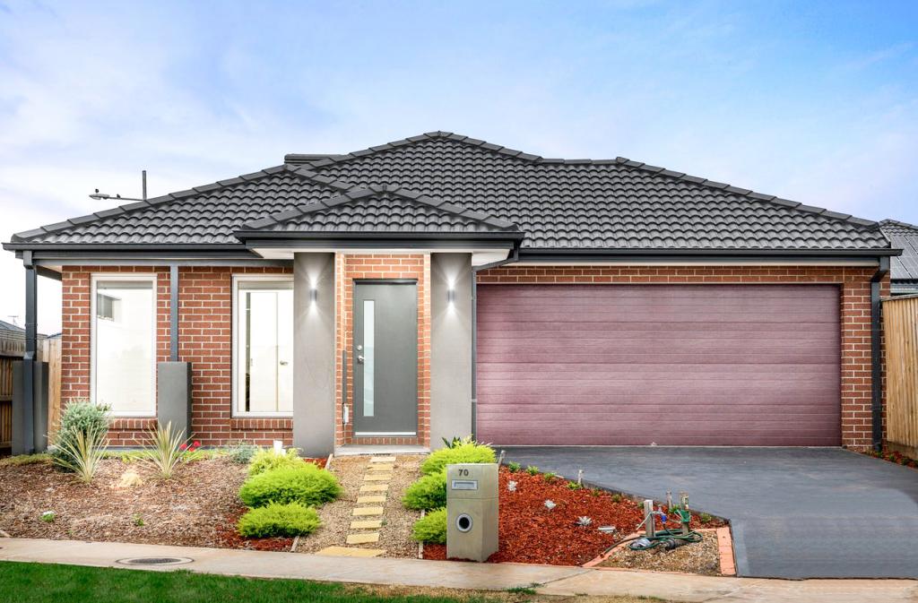 70 CASSINIA CCT, TARNEIT, VIC 3029