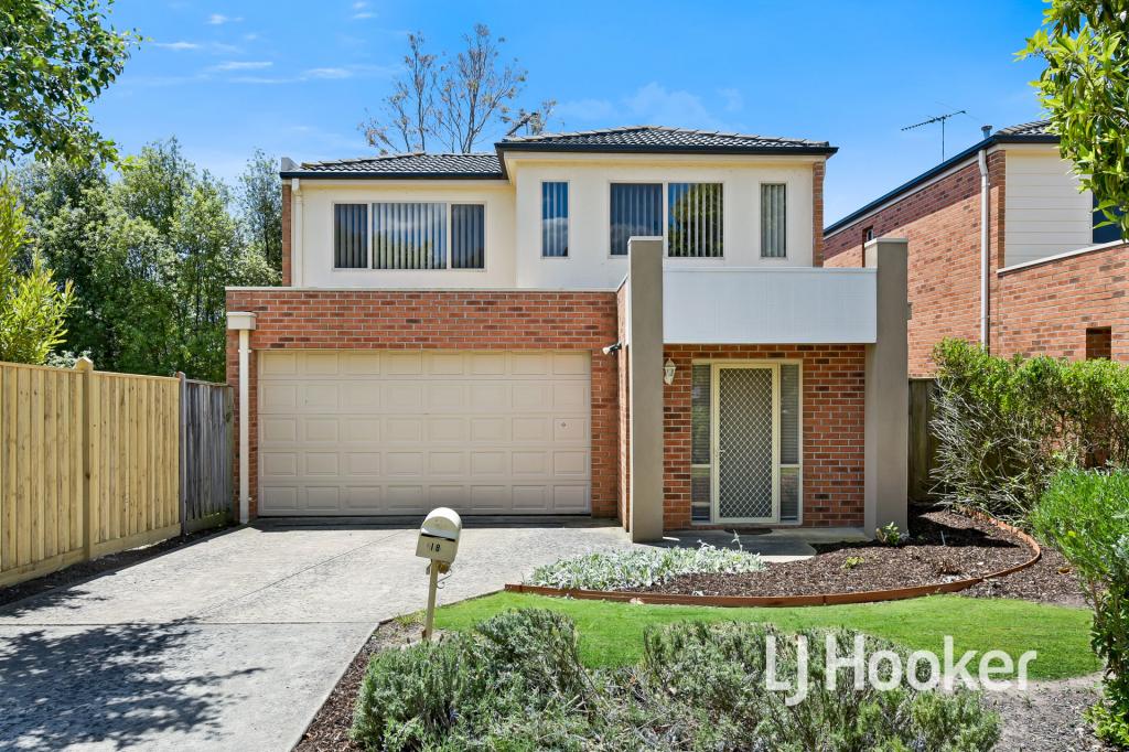 18 Melzak Way, Berwick, VIC 3806