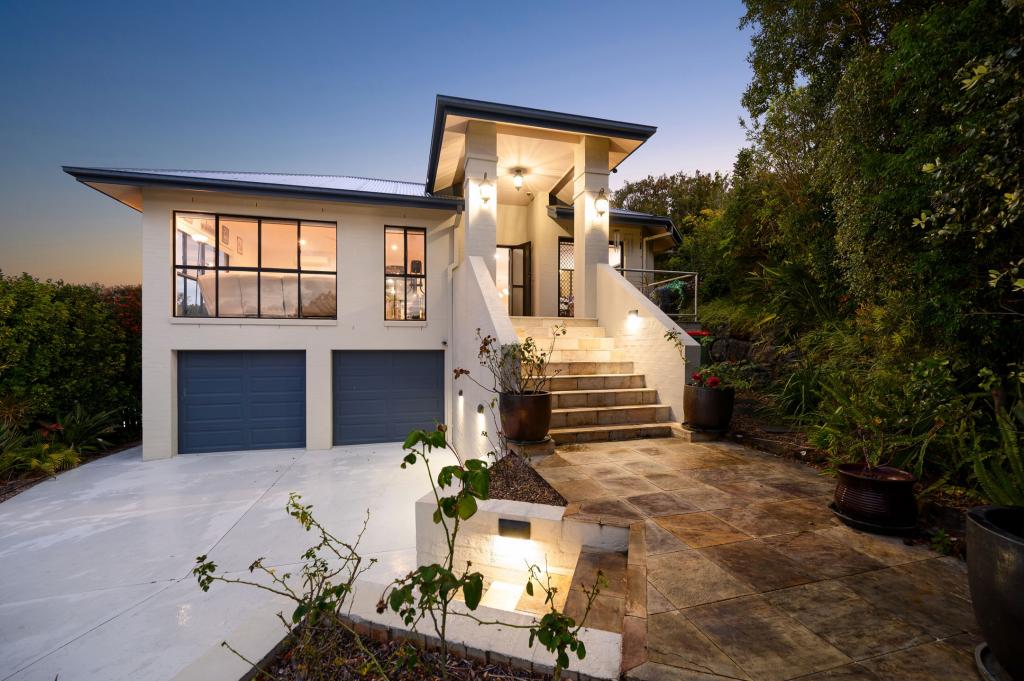 24 Yaldara St, Pacific Pines, QLD 4211