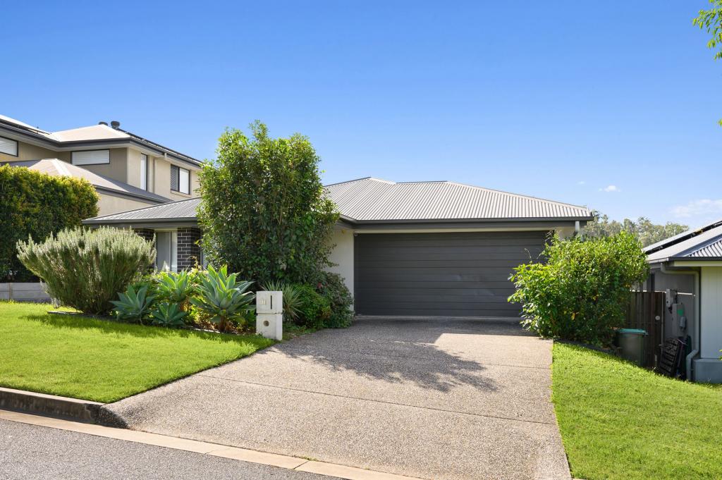 11 Greenvale Cres, Maudsland, QLD 4210