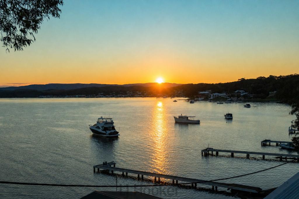 12 Alkira St, Coal Point, NSW 2283
