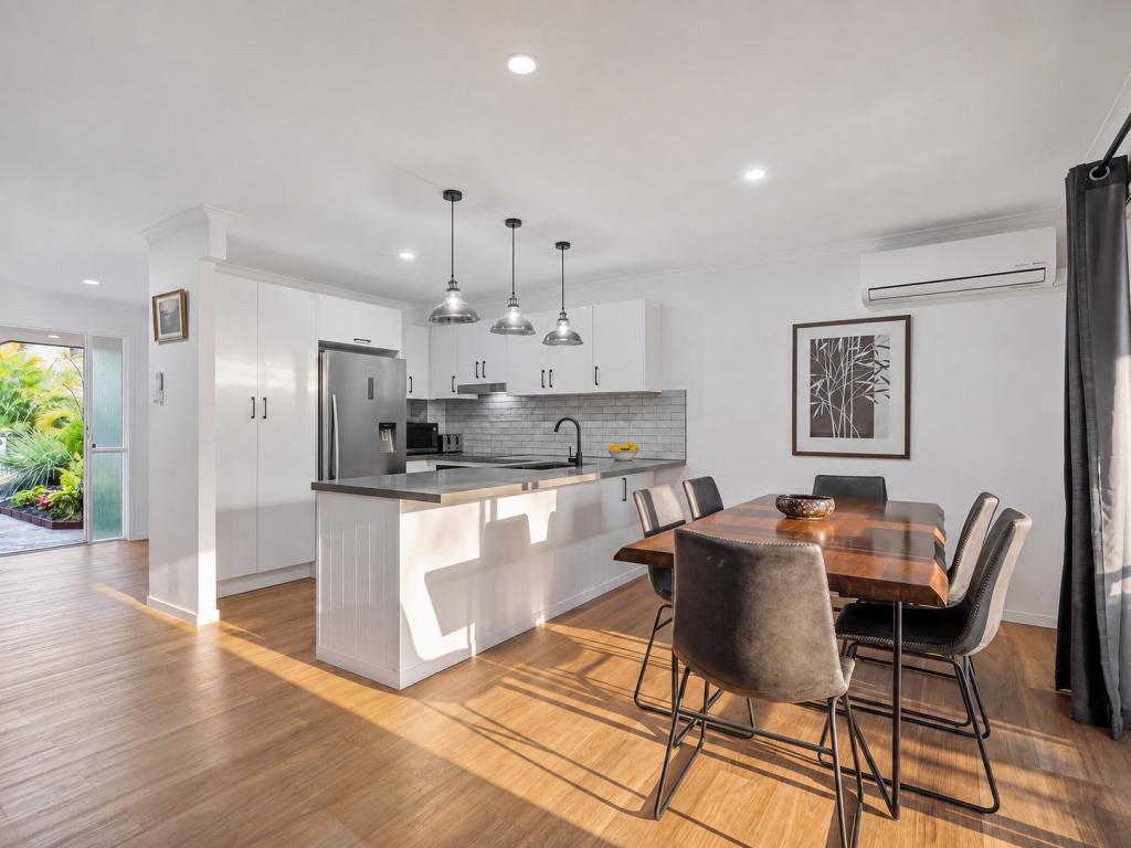 13/102 Alexander Dr, Highland Park, QLD 4211
