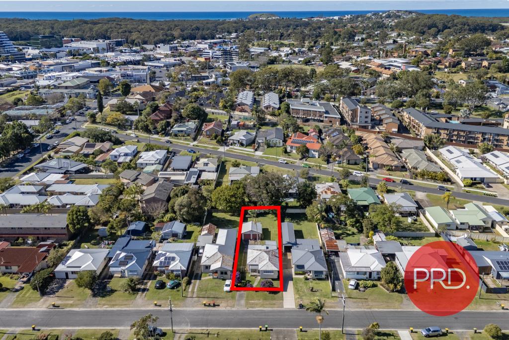 12 Meadow St, Coffs Harbour, NSW 2450