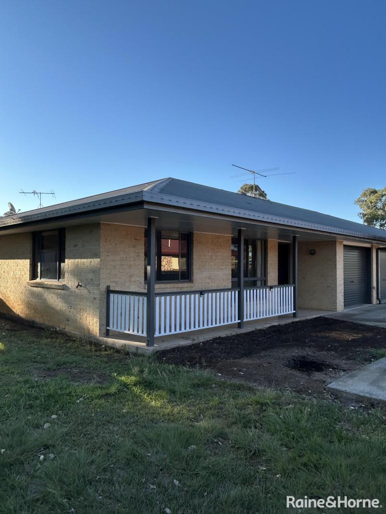 2/17 Martin Pl, Kingaroy, QLD 4610