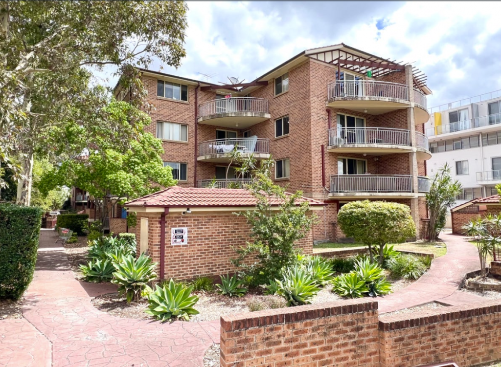 52/8-10 Fourth Ave, Blacktown, NSW 2148