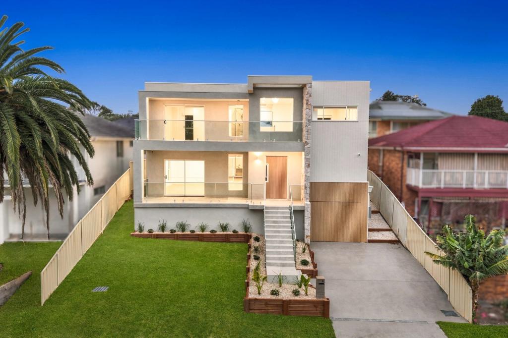 42 Tuggerah Pde, The Entrance, NSW 2261