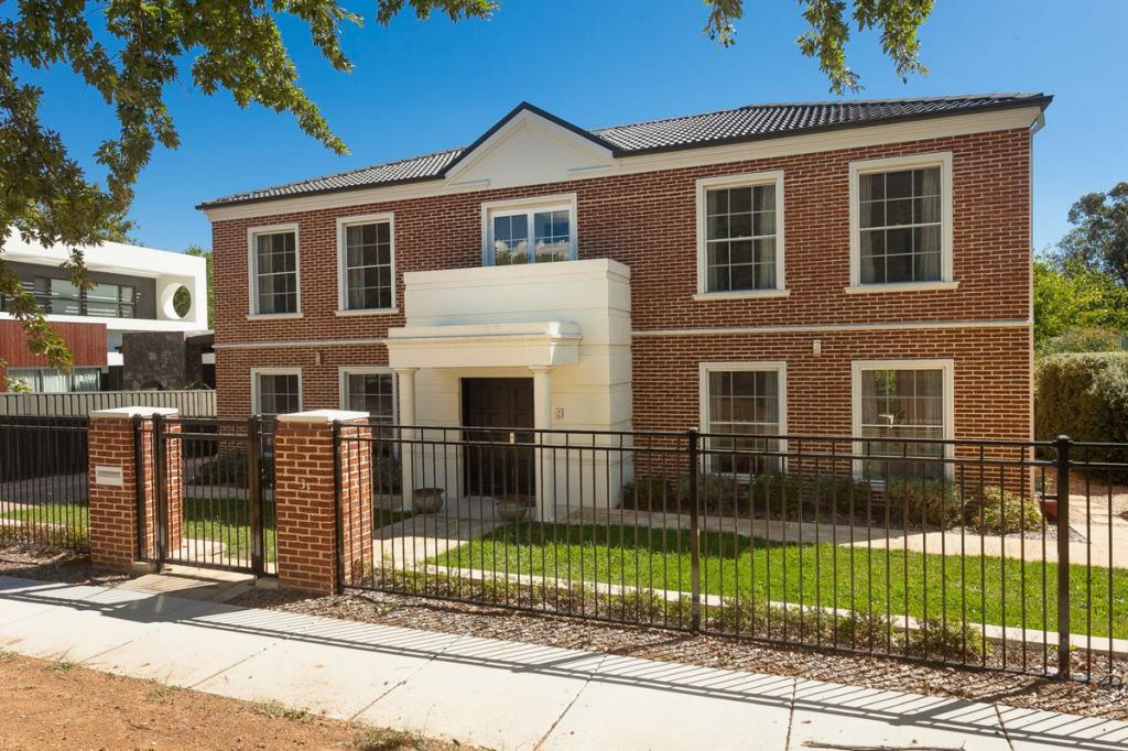 3 FRANCIS ST, YARRALUMLA, ACT 2600