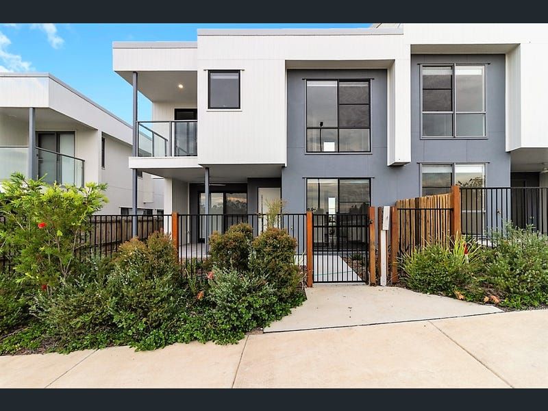 462 GRANDE AVE, SPRING MOUNTAIN, QLD 4300