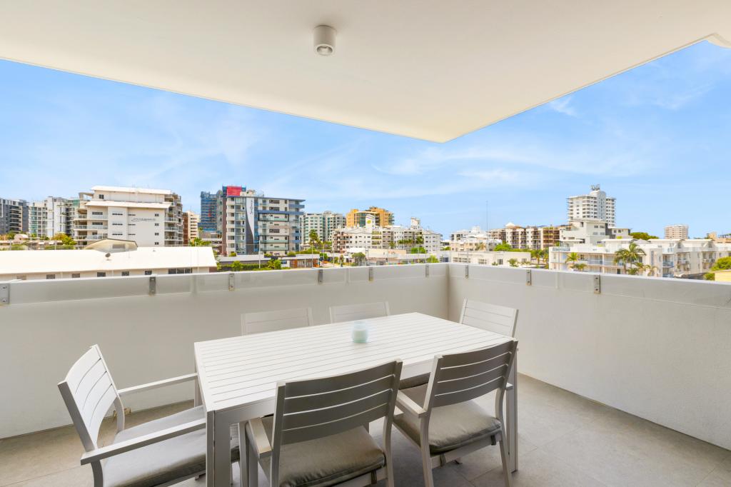 304/37 Smith St, Mooloolaba, QLD 4557