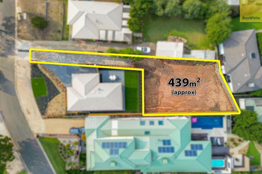 2a Pike Pl, Bacchus Marsh, VIC 3340