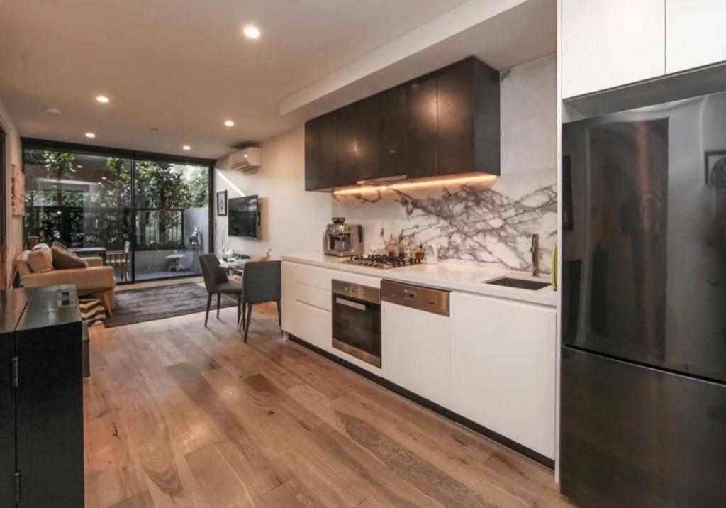 102/347 Camberwell Rd, Camberwell, VIC 3124