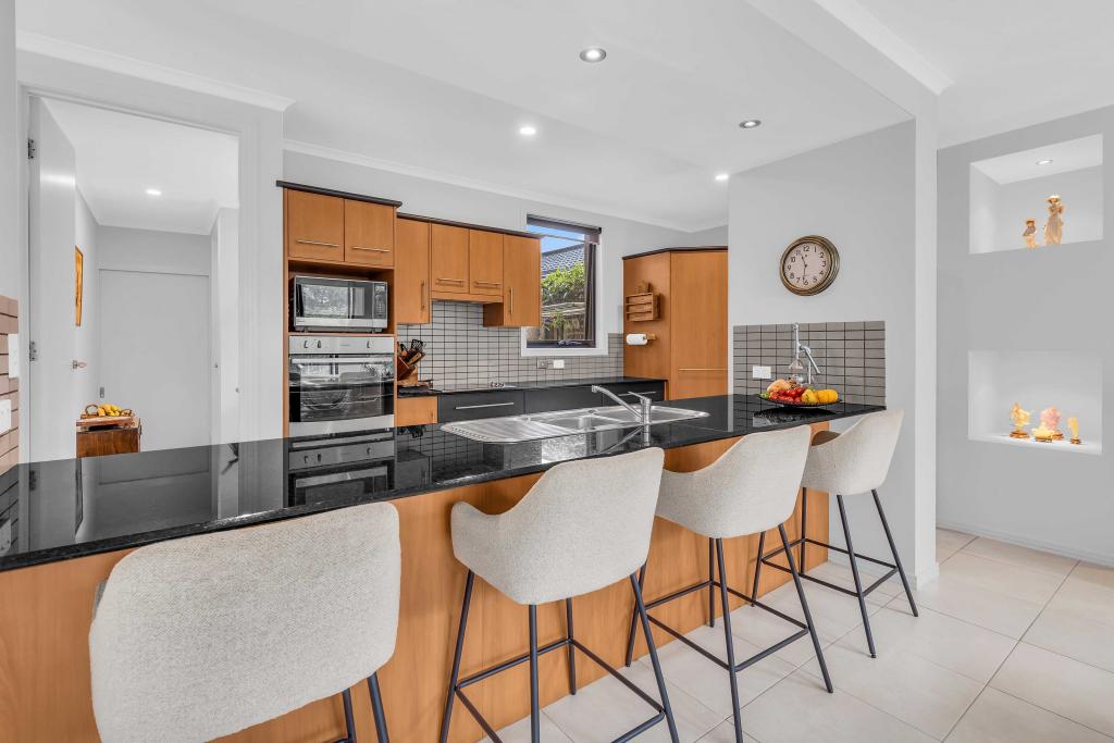 41 Royal Links Dr, Robina, QLD 4226