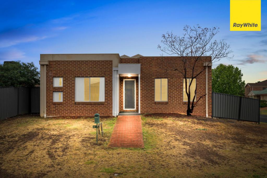 28 Lakewood Bvd, Melton, VIC 3337