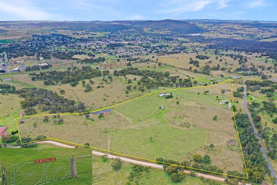 132 Sunnyside Loop Rd, Tenterfield, NSW 2372