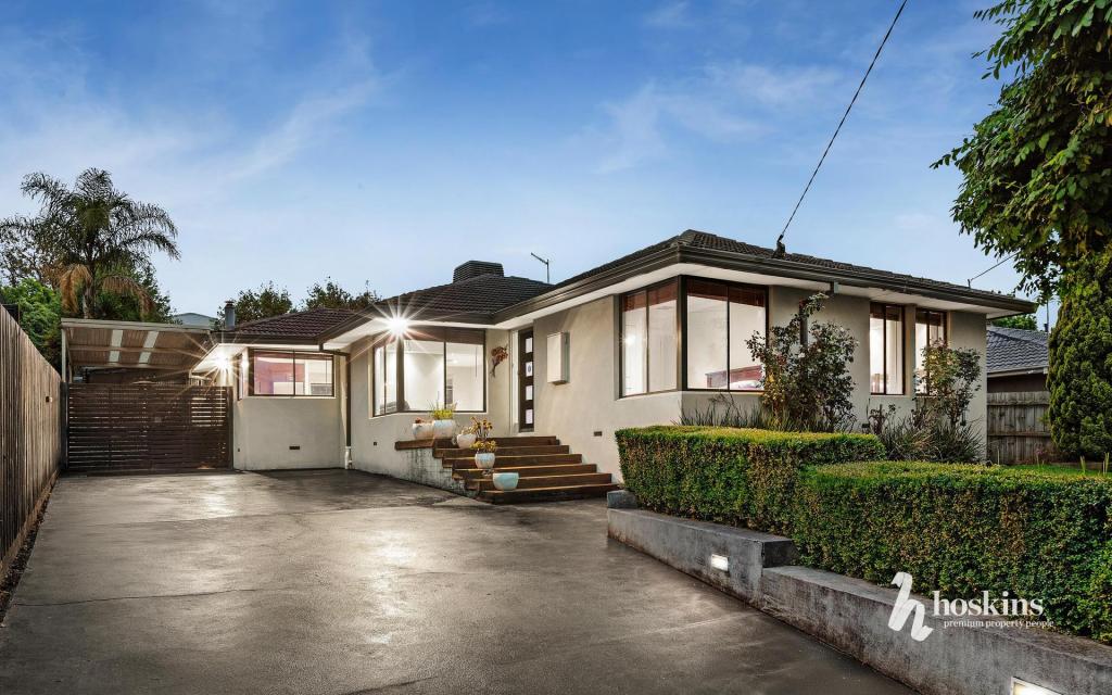 23 CLUBPOINT DR, CHIRNSIDE PARK, VIC 3116