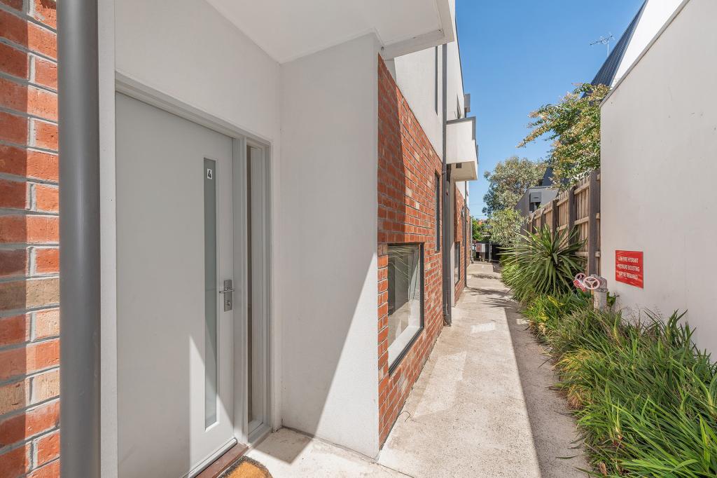 4/742 Barkly St, West Footscray, VIC 3012