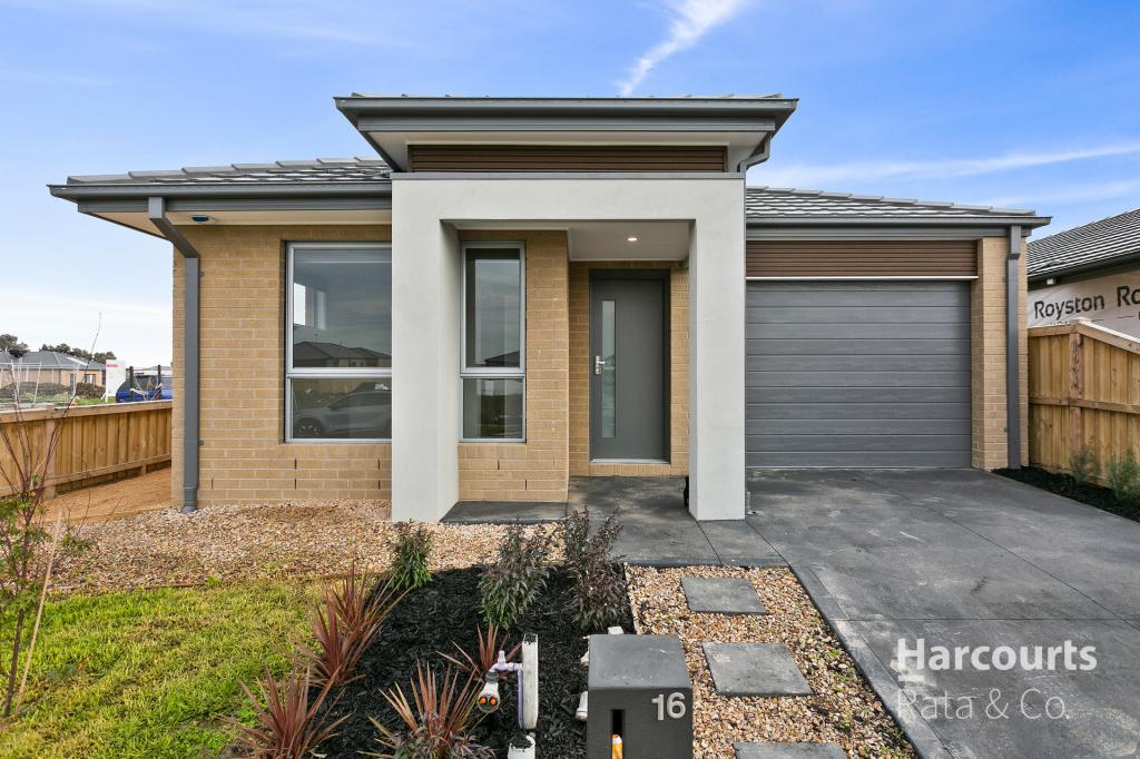 16 MIMOSA DR, BEVERIDGE, VIC 3753