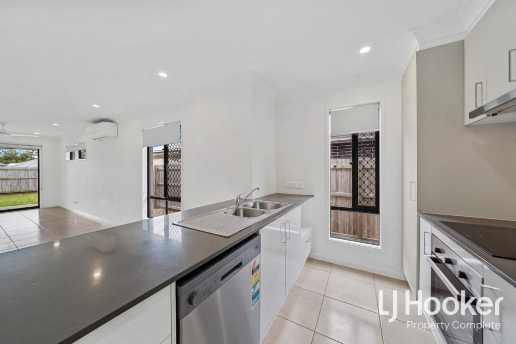 1/14 Rural St, Park Ridge, QLD 4125