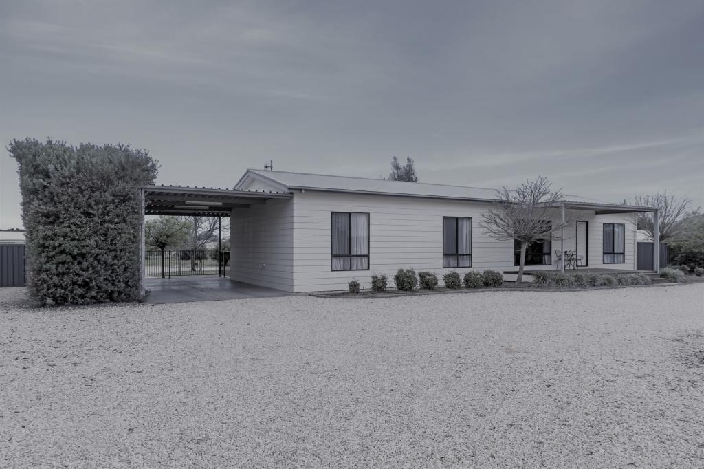 227 Drummond Ave, Loxton, SA 5333