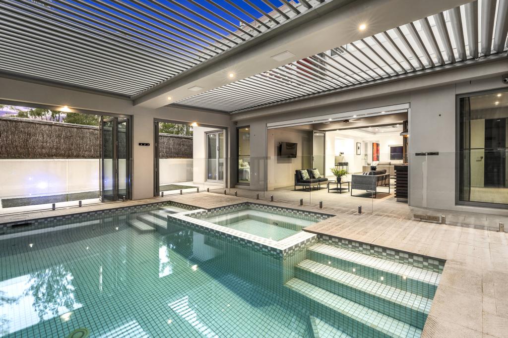 2 Heritage Dr, Hamlyn Heights, VIC 3215