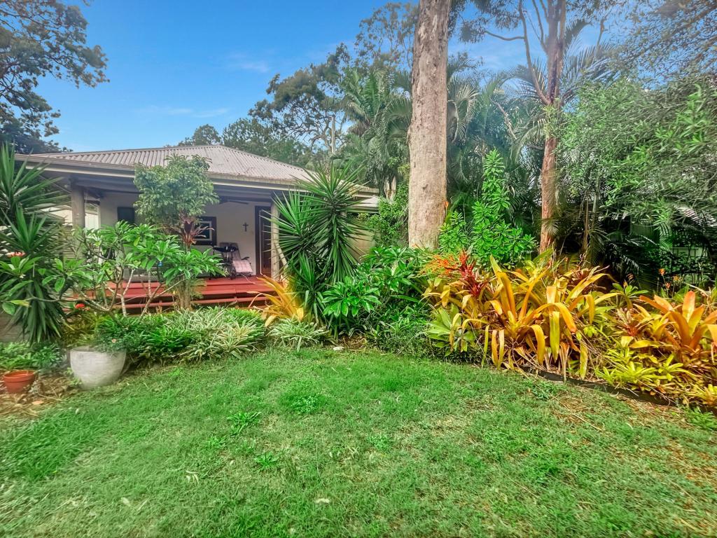56 Alexander St, Macleay Island, QLD 4184