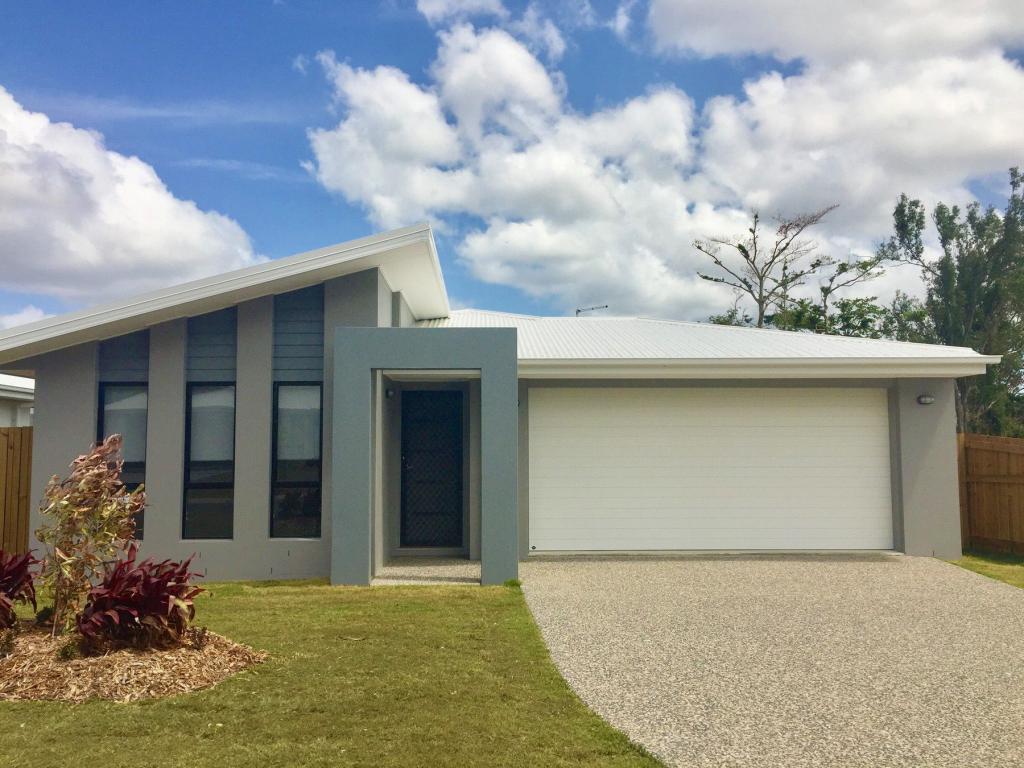 12 Trader Cres, Cannonvale, QLD 4802