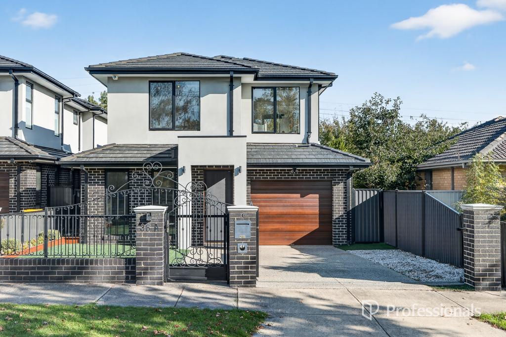 36A RANFURLIE DR, GLEN WAVERLEY, VIC 3150