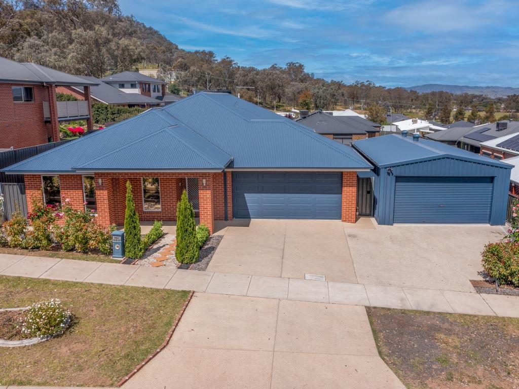 694 Shaw St, Springdale Heights, NSW 2641