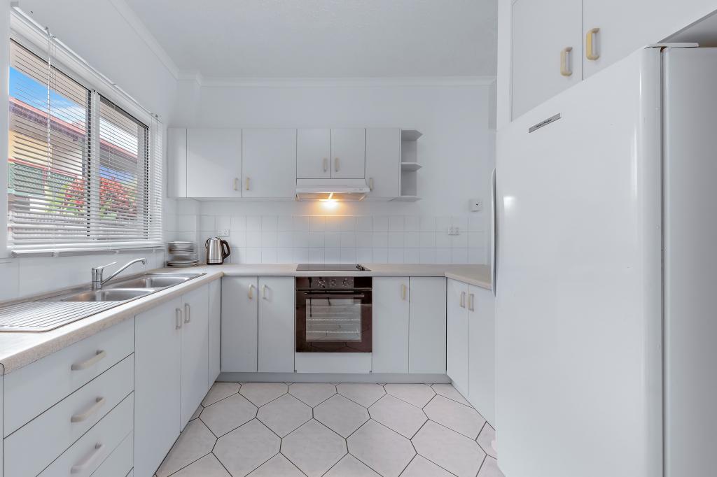 1a/10 Island Dr, Cannonvale, QLD 4802