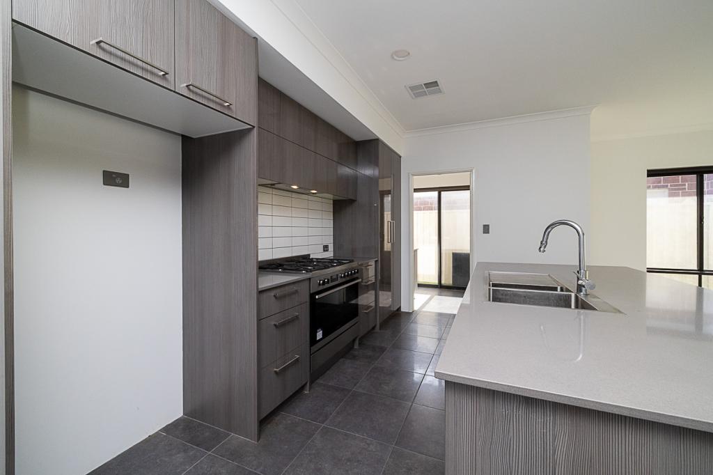 51 Greenpoint Way, Hilbert, WA 6112