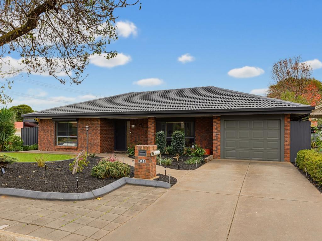 1 Mccarthy Ave, Morphett Vale, SA 5162