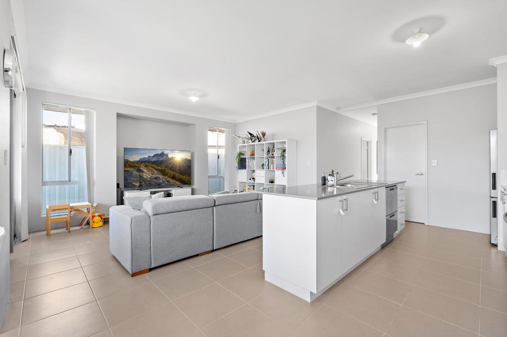 6 Student Loop, Coolbellup, WA 6163