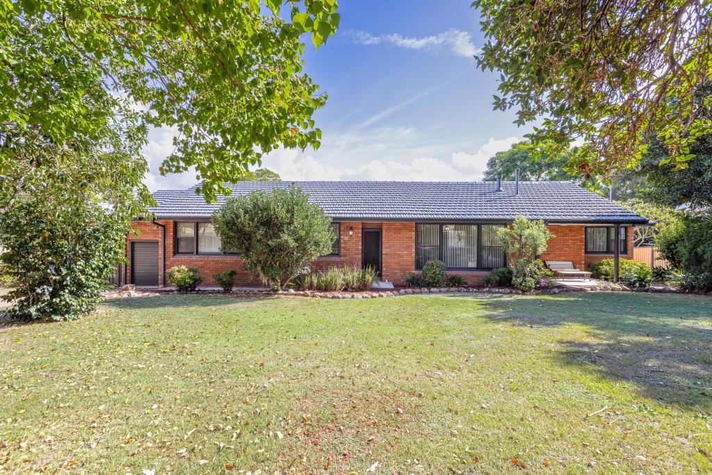 38 Edward St, Tenambit, NSW 2323