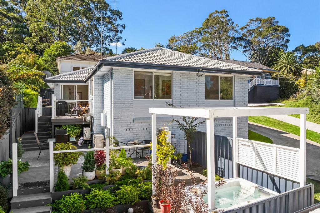 42 Robertson St, Coniston, NSW 2500