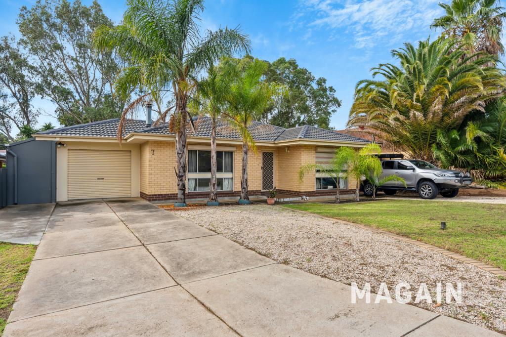 7 Paterson Dr, Hackham, SA 5163