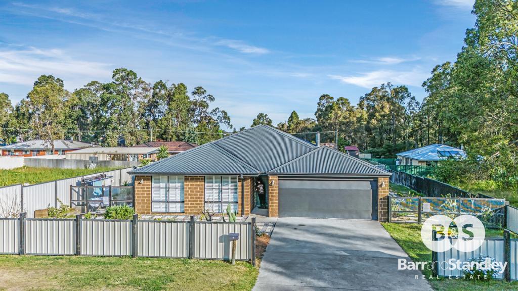 6 Cunningham Cres, Collie, WA 6225