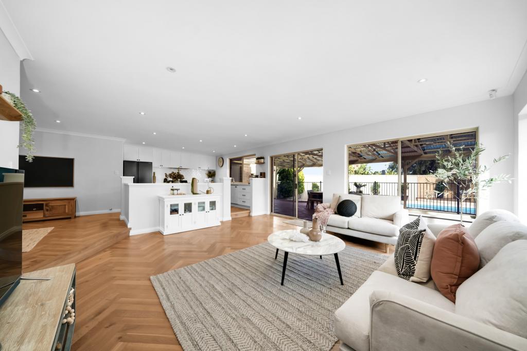 30 Bankfield Rtt, Ocean Reef, WA 6027