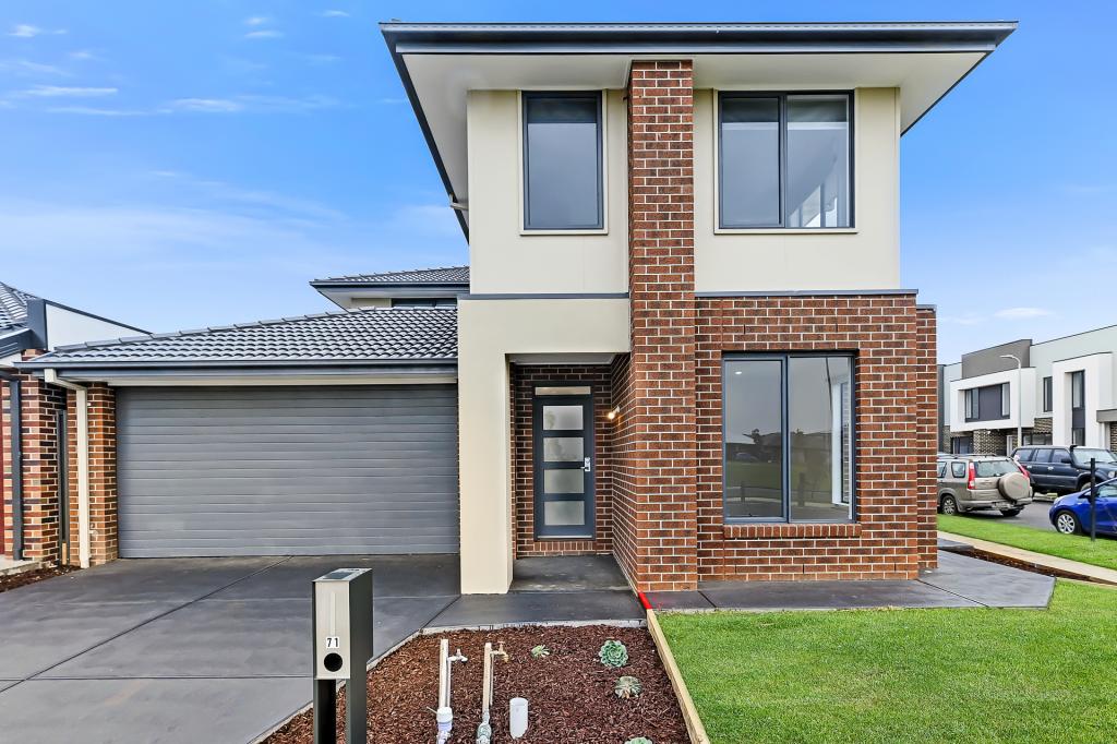 71 Positano Cct, Berwick, VIC 3806